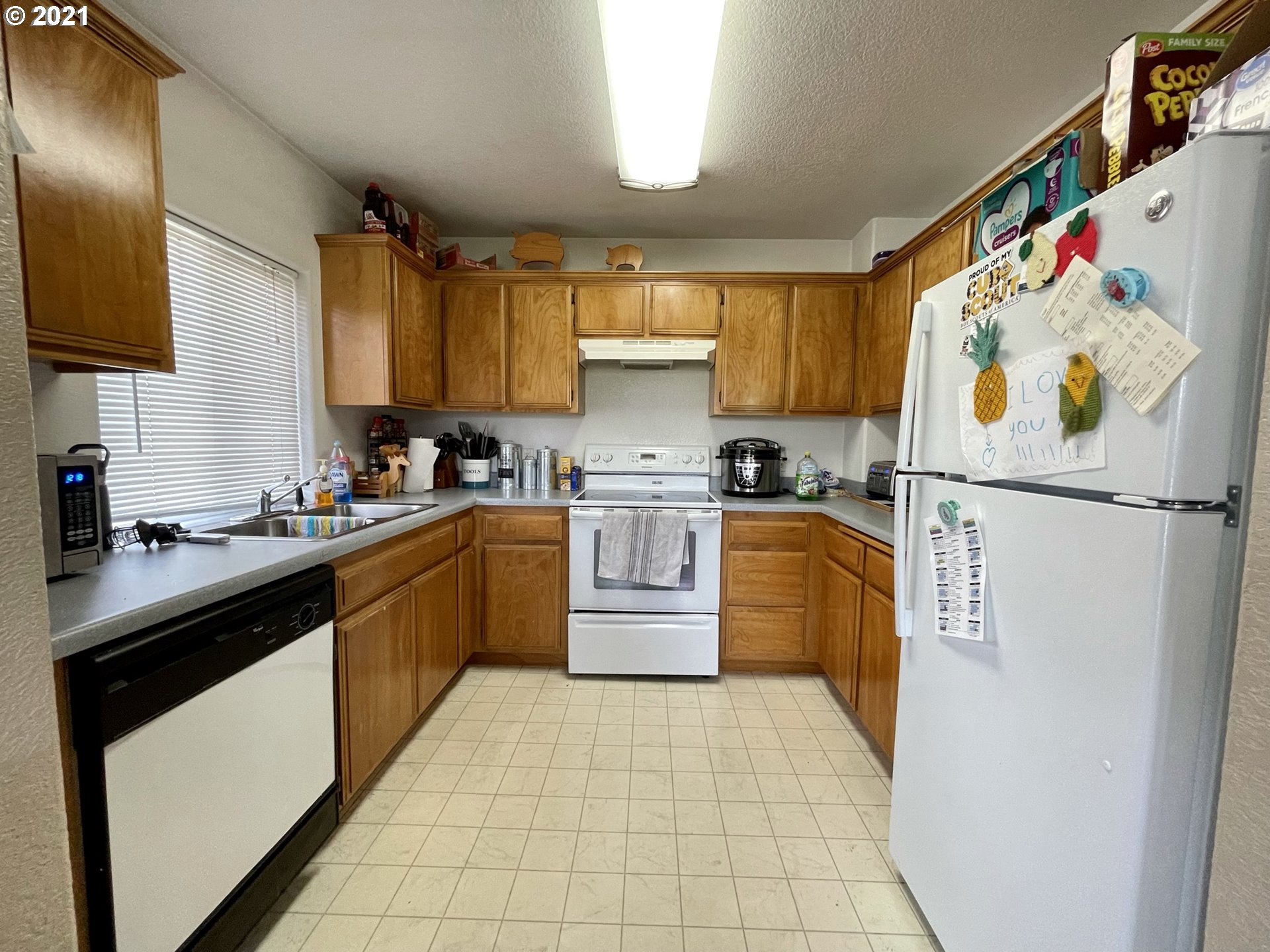3830 Kinney Road, Unit D North Bend, OR 97459 - Photo 14 of 28 Gallery Image 14