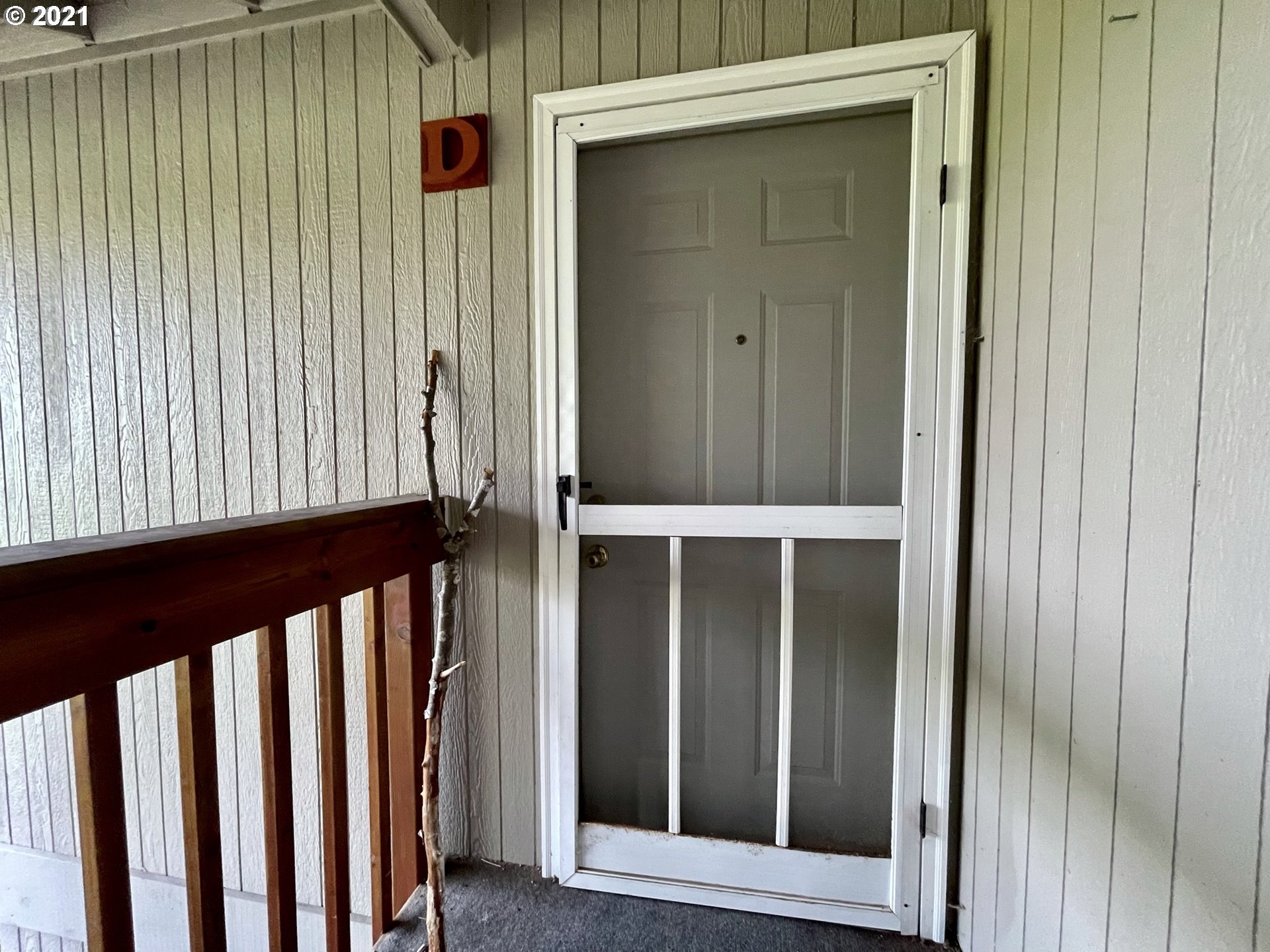 3830 Kinney Road, Unit D North Bend, OR 97459 - Photo 4 of 28 Gallery Image 4