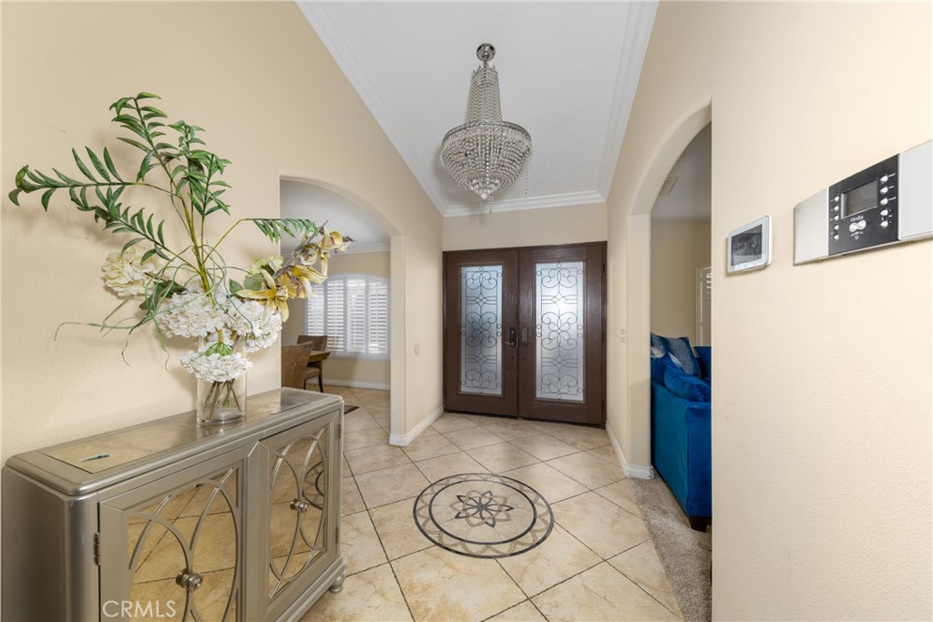 24625 Ledbury Road Oro Grande, CA 92368 - Photo 35 of 51 a view of entryway with livingroom and furniture