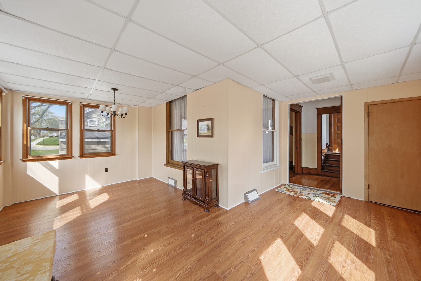 215 West 7th Street Dixon, IL 61021 - Photo 18 of 36