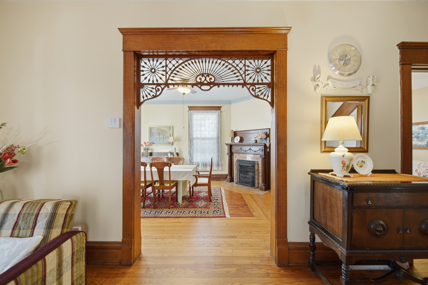 215 West 7th Street Dixon, IL 61021 - Photo 7 of 36