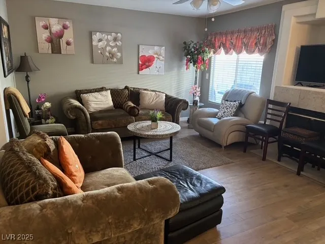 $2,600 | 4663 Hamburg Street, Las Vegas, NV 89147