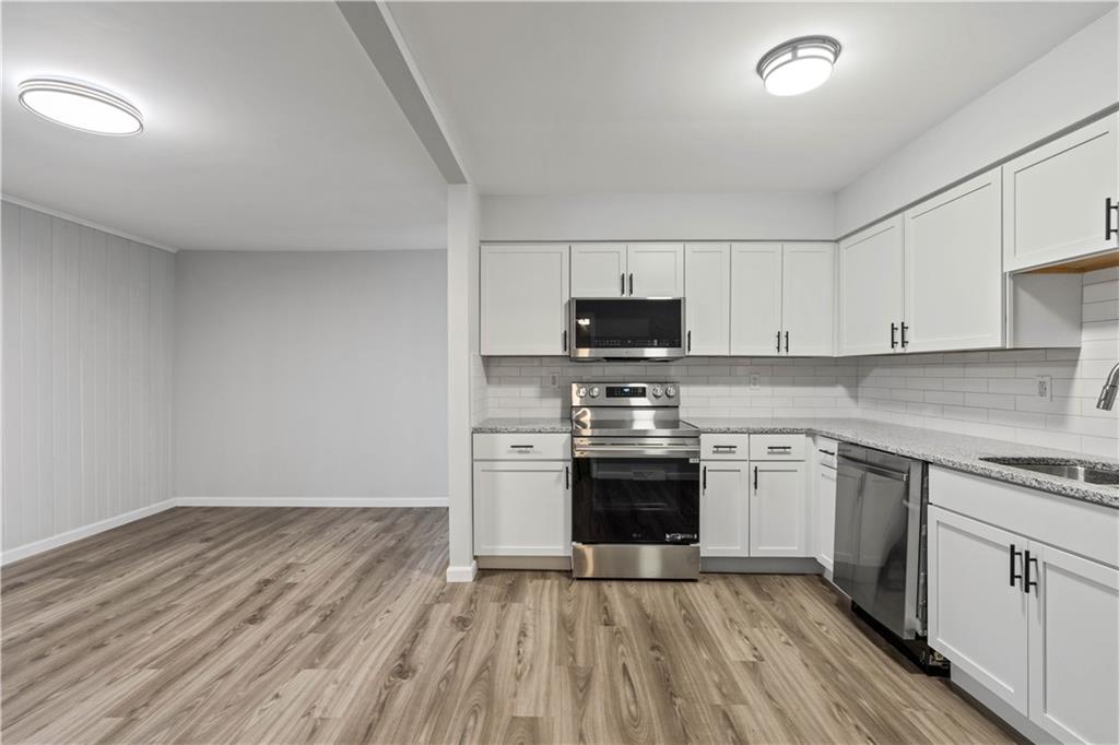 6924 Hunter Street Raytown, MO 64133 - Photo 11 of 27