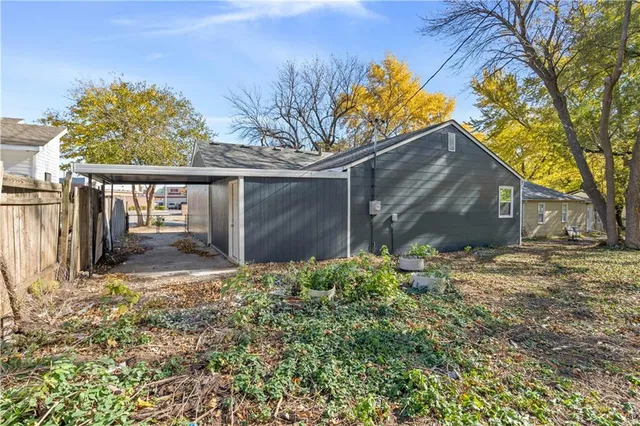 $229,000 | 6924 Hunter Street, Raytown, MO 64133