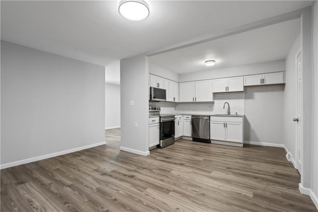 6924 Hunter Street Raytown, MO 64133 - Photo 10 of 27