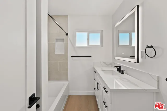 $3,400 | 4018 La Salle Avenue, Culver City, CA 90232