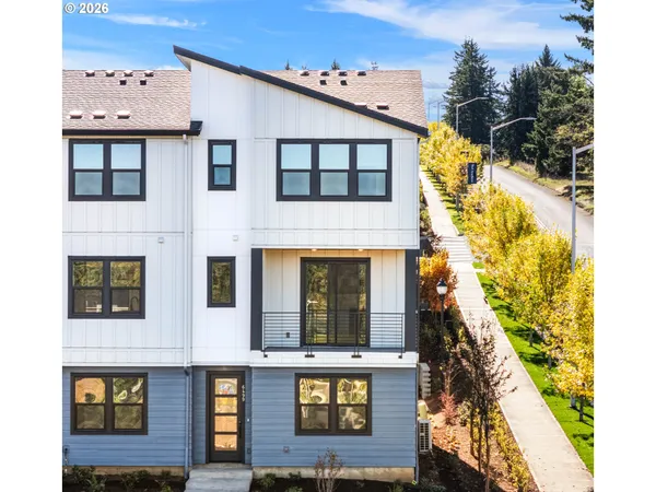 $679,000 | 6499 Northwest Olympic Lane, Unit 64, Camas, WA 98607