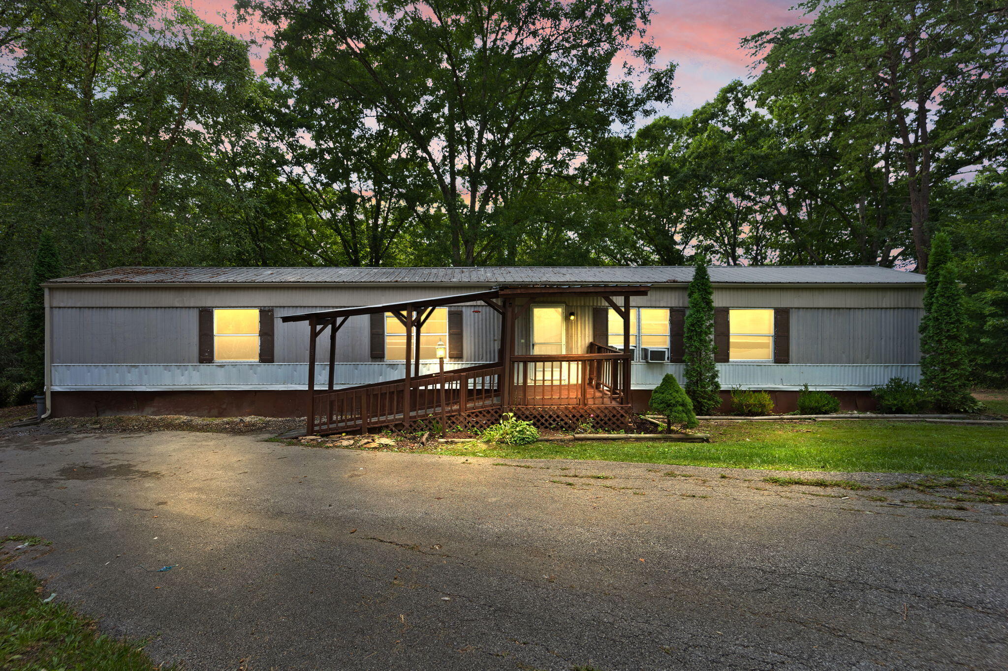 184 Cabin Ridge Road London, KY 40741 - Photo 1 of 53 1-web-or-mls-542A8232 copy