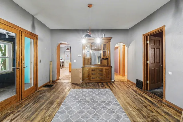 $209,000 | 709 East Loomis Street, Ludington, MI 49431