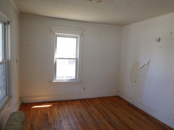 44-46 Brunswick Street Springfield, MA 01108 - Photo 7 of 30 Gallery Image 7