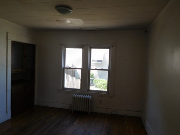 44-46 Brunswick Street Springfield, MA 01108 - Photo 8 of 30 Gallery Image 8