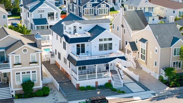 $4,599,000 | 243 87th Street, Stone Harbor, NJ 08247