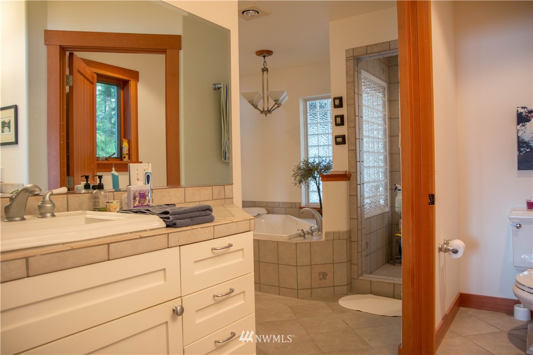 405 White Point Road San Juan Island, WA 98250 - Photo 11 of 25 Gallery Image 11