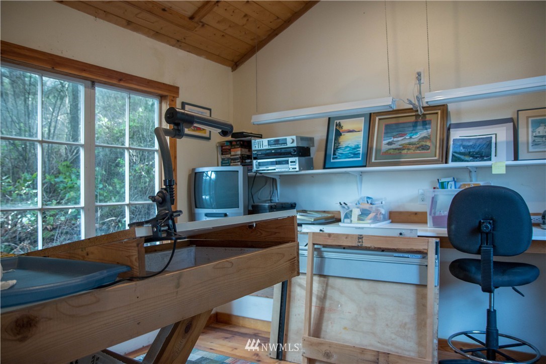 405 White Point Road San Juan Island, WA 98250 - Photo 24 of 25 Gallery Image 24