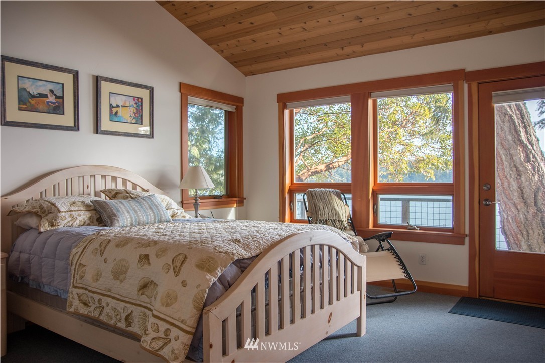 405 White Point Road San Juan Island, WA 98250 - Photo 10 of 25 Gallery Image 10