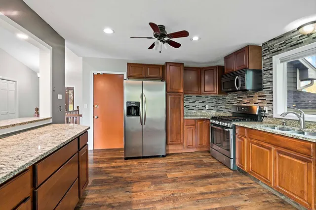 $595,555 | 15325 47th Avenue North, Plymouth, MN 55446