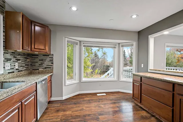 $595,555 | 15325 47th Avenue North, Plymouth, MN 55446