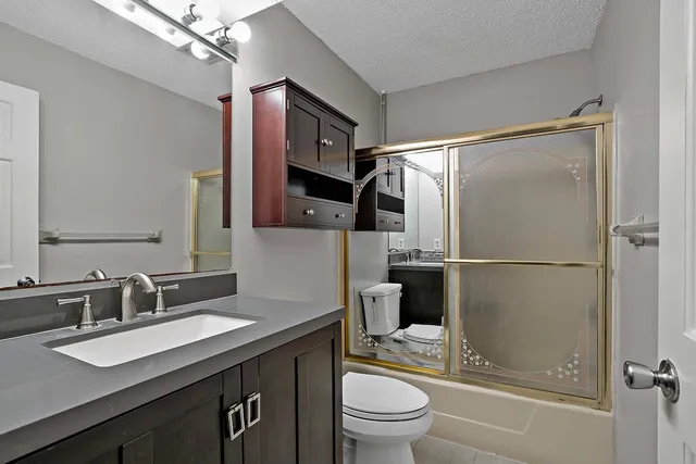 $595,555 | 15325 47th Avenue North, Plymouth, MN 55446