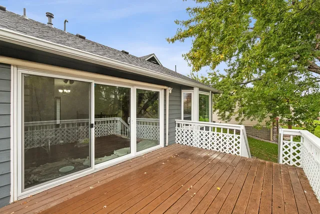 $595,555 | 15325 47th Avenue North, Plymouth, MN 55446