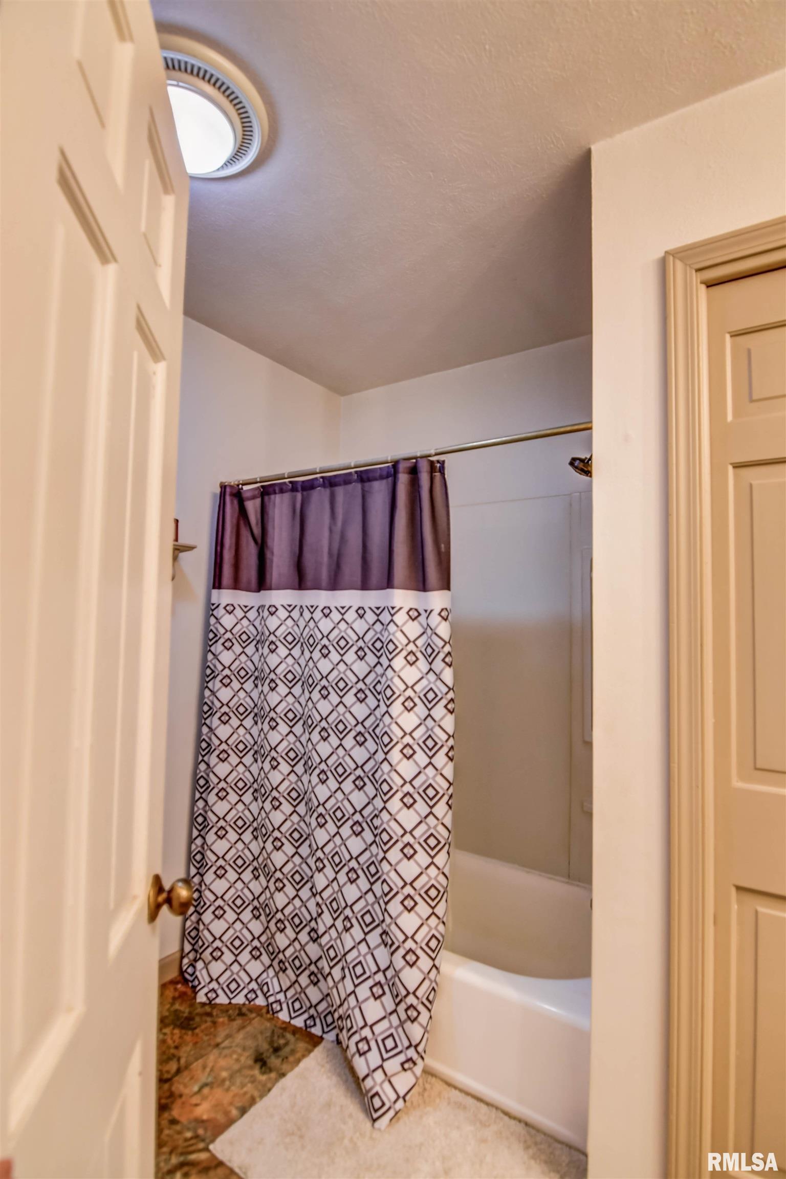 46 Park Lane Clinton, IL 61727 - Photo 21 of 57