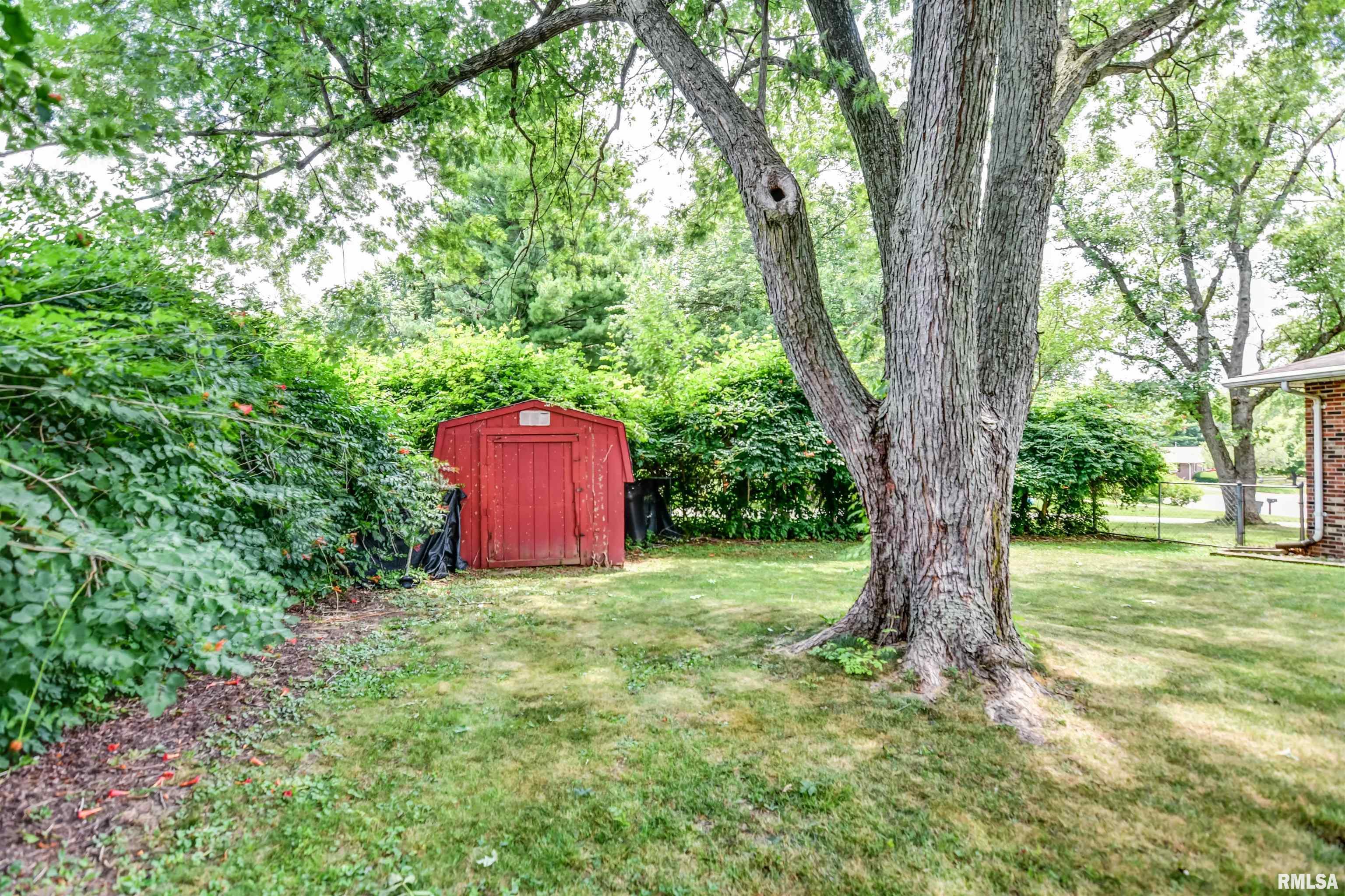 46 Park Lane Clinton, IL 61727 - Photo 54 of 57