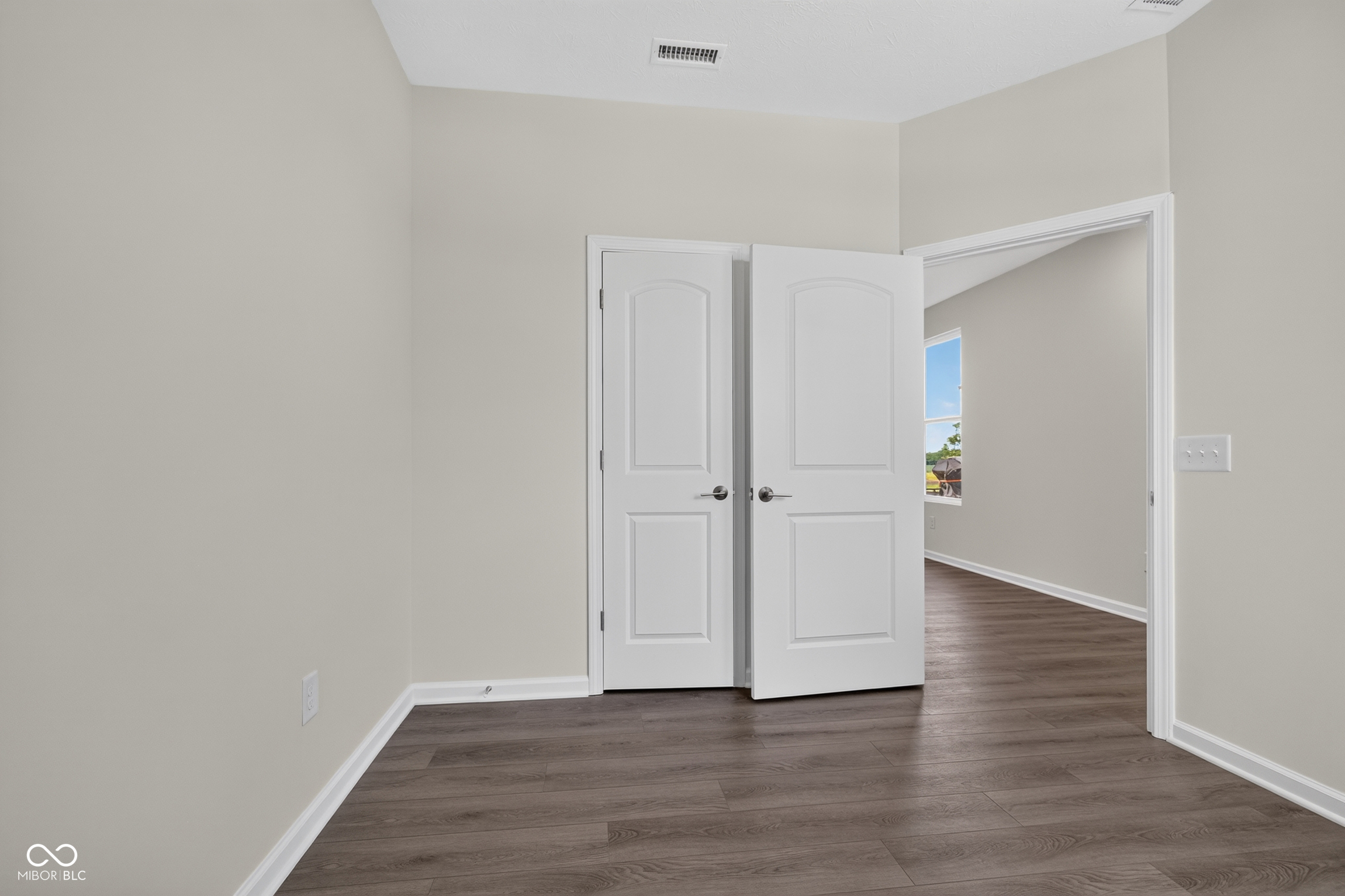 3200 Balsamroot Road Greenwood, IN 46143 - Photo 25 of 61 Gallery Image 25