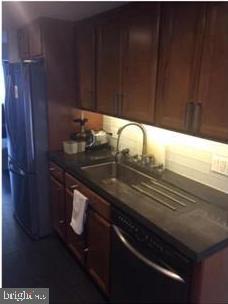 789 South 3rd Street, Unit 2 Philadelphia, PA 19147 - Photo 5 of 10 Gallery Image 5