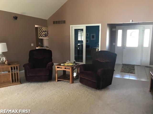 34405 Country Meadow Road New Baltimore, MI 48047 - Photo 5 of 30 31376449-4.JPG