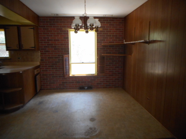 N563 Pleasant Hill Road Wheaton, IL 60187 - Photo 13 of 29