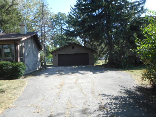 N563 Pleasant Hill Road Wheaton, IL 60187 - Photo 3 of 29