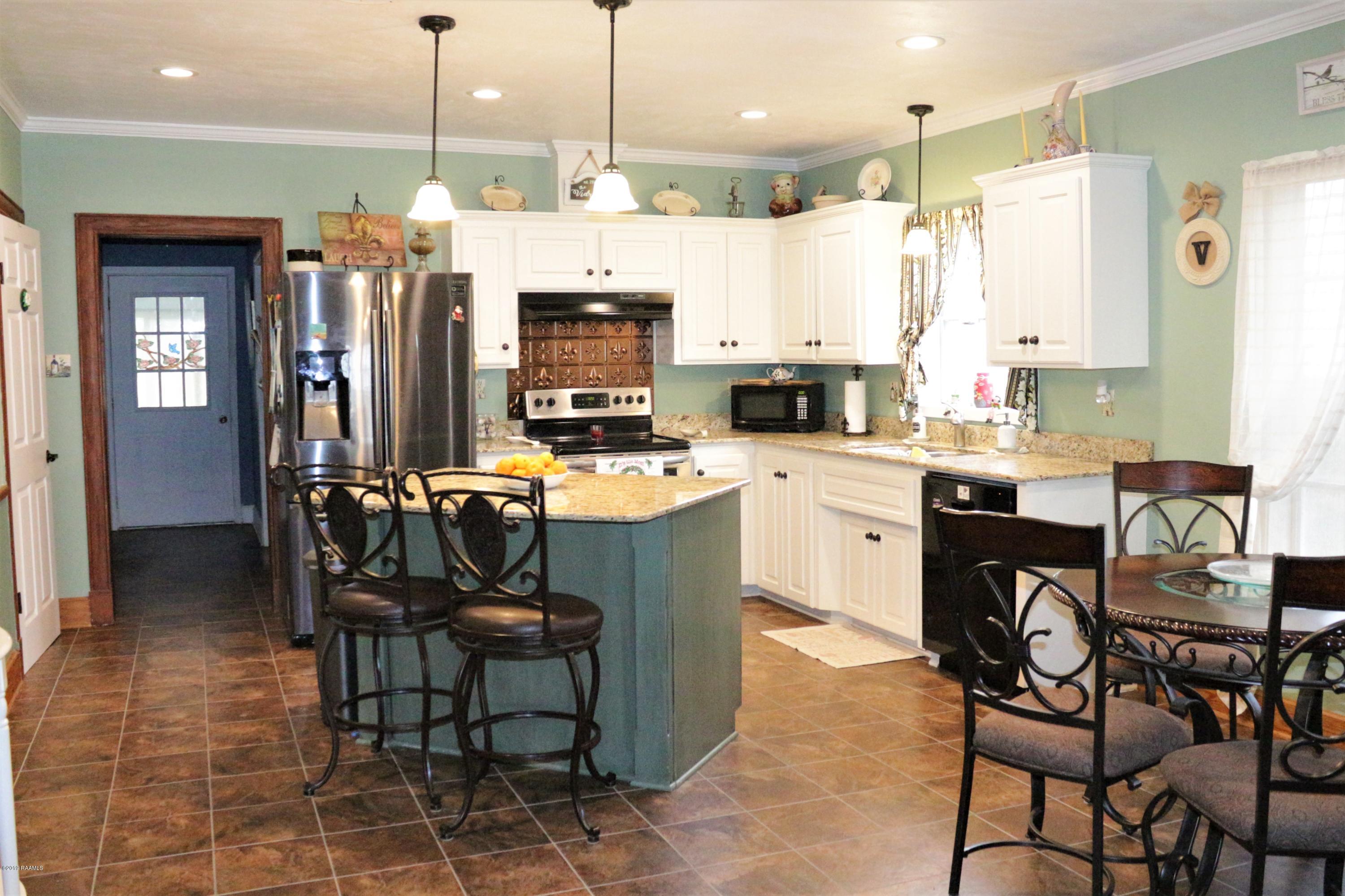 262 Johnson Road Ville Platte, LA 70586 - Photo 2 of 40 IMG_2811