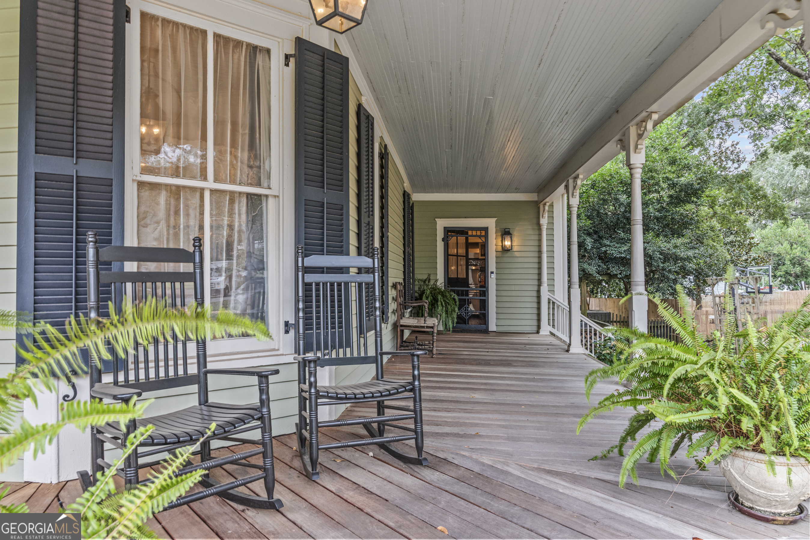 358 Pine Street Madison, GA 30650 - Photo 4 of 42