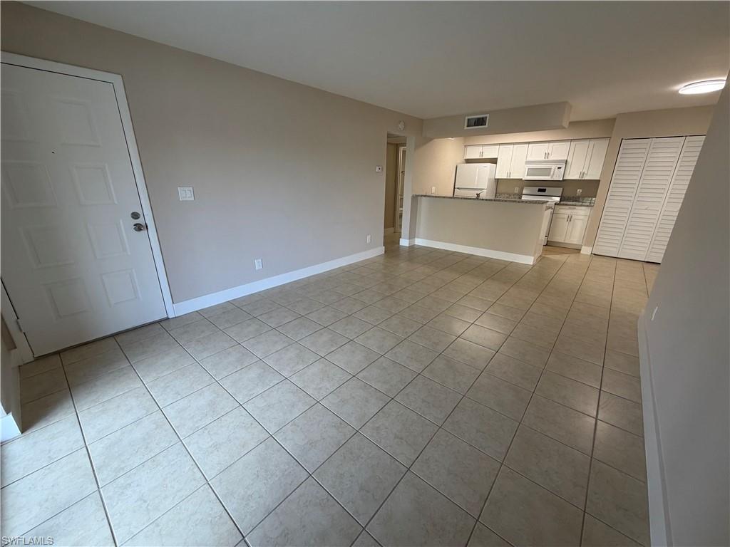 5317 Summerlin Road, Unit 1702 Fort Myers, FL 33919 - Photo 2 of 21
