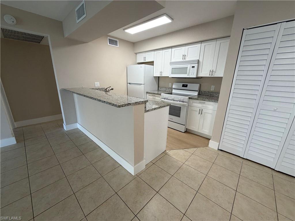 5317 Summerlin Road, Unit 1702 Fort Myers, FL 33919 - Photo 5 of 21