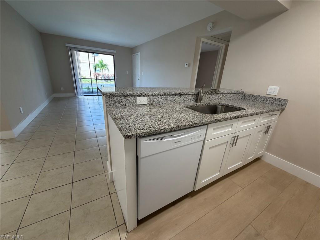 5317 Summerlin Road, Unit 1702 Fort Myers, FL 33919 - Photo 7 of 21