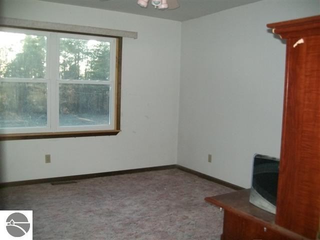 3843 South Alamando Road St. Louis, MI 48880 - Photo 17 of 62 1744471-17.JPG