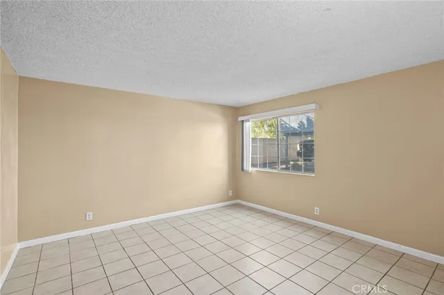 $2,195 | 151 South Idaho Street, Unit B, La Habra, CA 90631