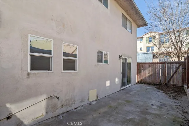 $2,195 | 151 South Idaho Street, Unit B, La Habra, CA 90631