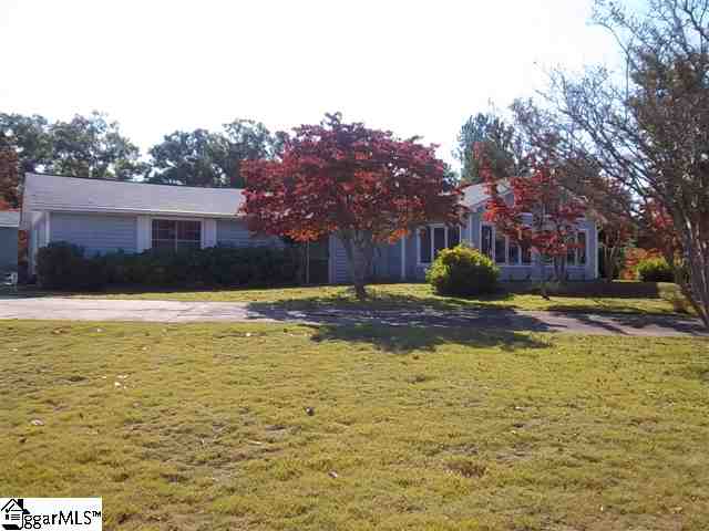 142 Hood Road Greenville, SC 29611 - Photo 1 of 13 Gallery Image 1