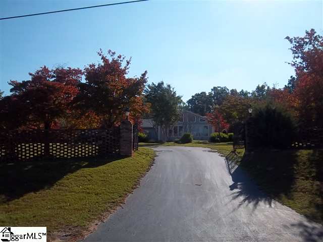 142 Hood Road Greenville, SC 29611 - Photo 13 of 13 Gallery Image 13