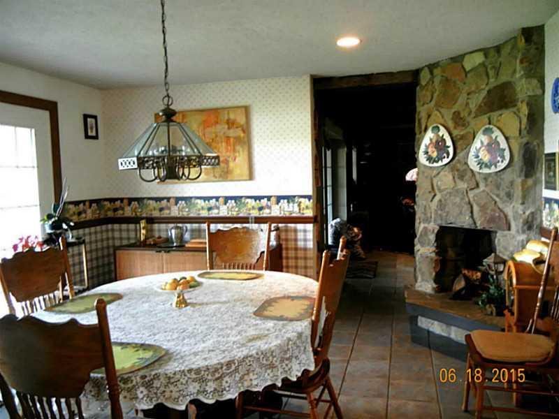 3749 Crescent Hill Road Springfield, OH 45502 - Photo 9 of 25
