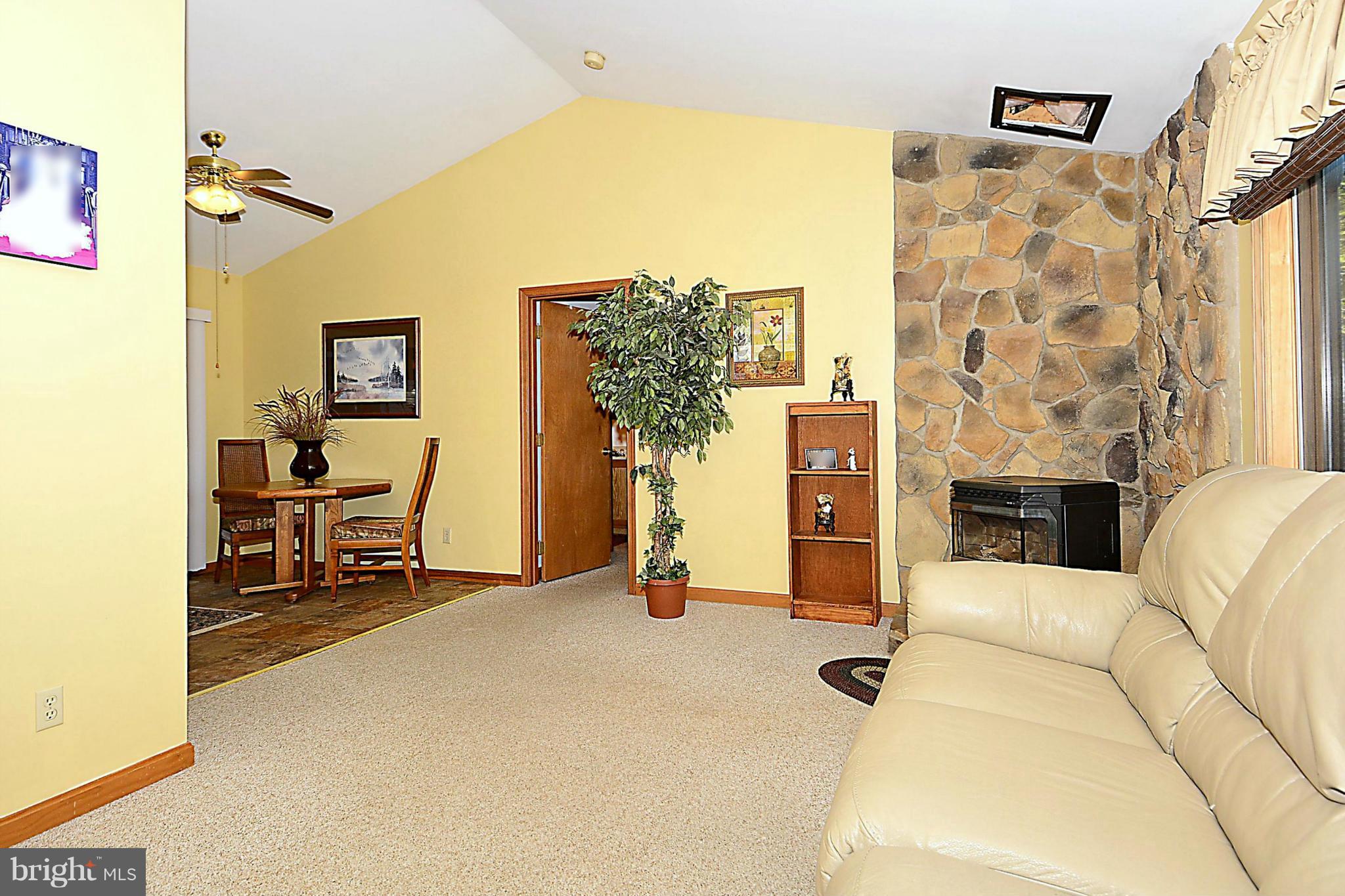 1012 Love Point Road Stevensville, MD 21666 - Photo 7 of 30 Living Room