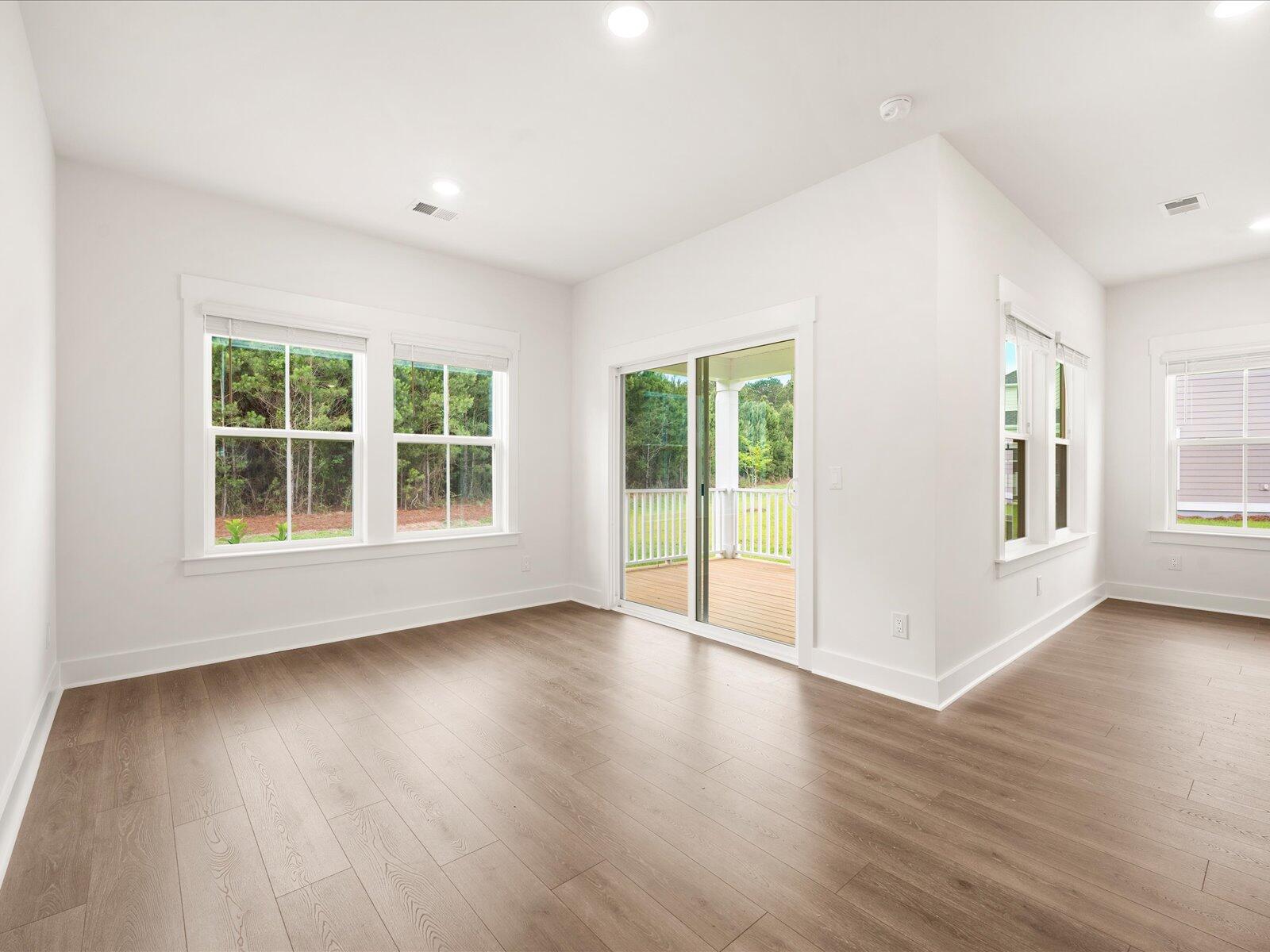 327 Calm Water Way Summerville, SC 29486 - Photo 21 of 37 25-DSC00936