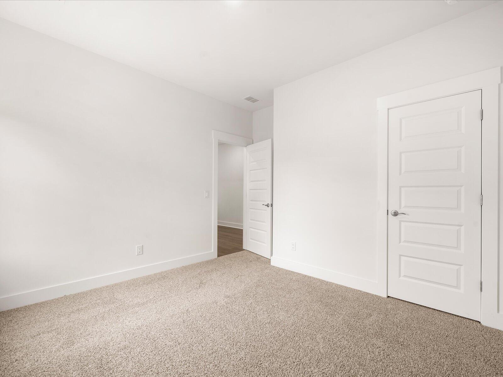 327 Calm Water Way Summerville, SC 29486 - Photo 9 of 37 14-DSC00902