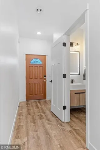 $2,095 | 425 West 8th Street, Unit 23, New Richmond, WI 54017