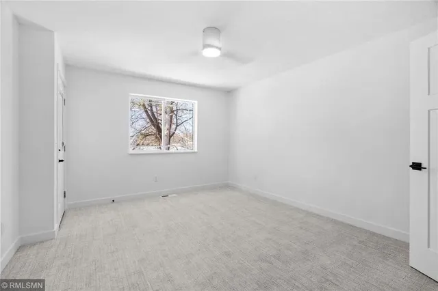 $2,095 | 425 West 8th Street, Unit 23, New Richmond, WI 54017