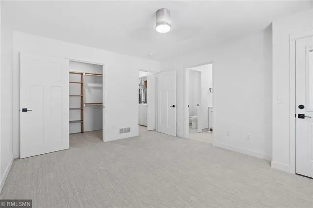 $2,095 | 425 West 8th Street, Unit 23, New Richmond, WI 54017