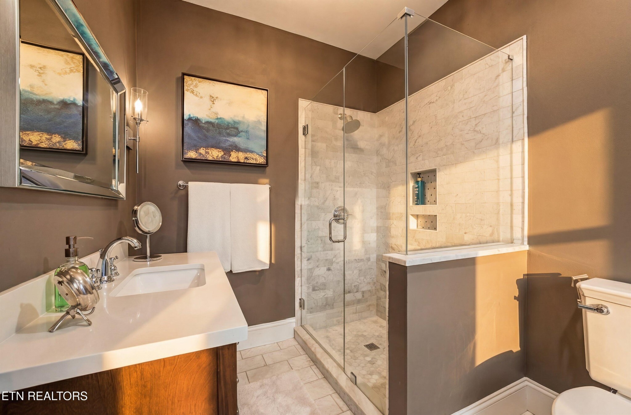 6911 Nubbin Ridge Drive Knoxville, TN 37919 - Photo 23 of 46 a bathroom with a sink and a mirror