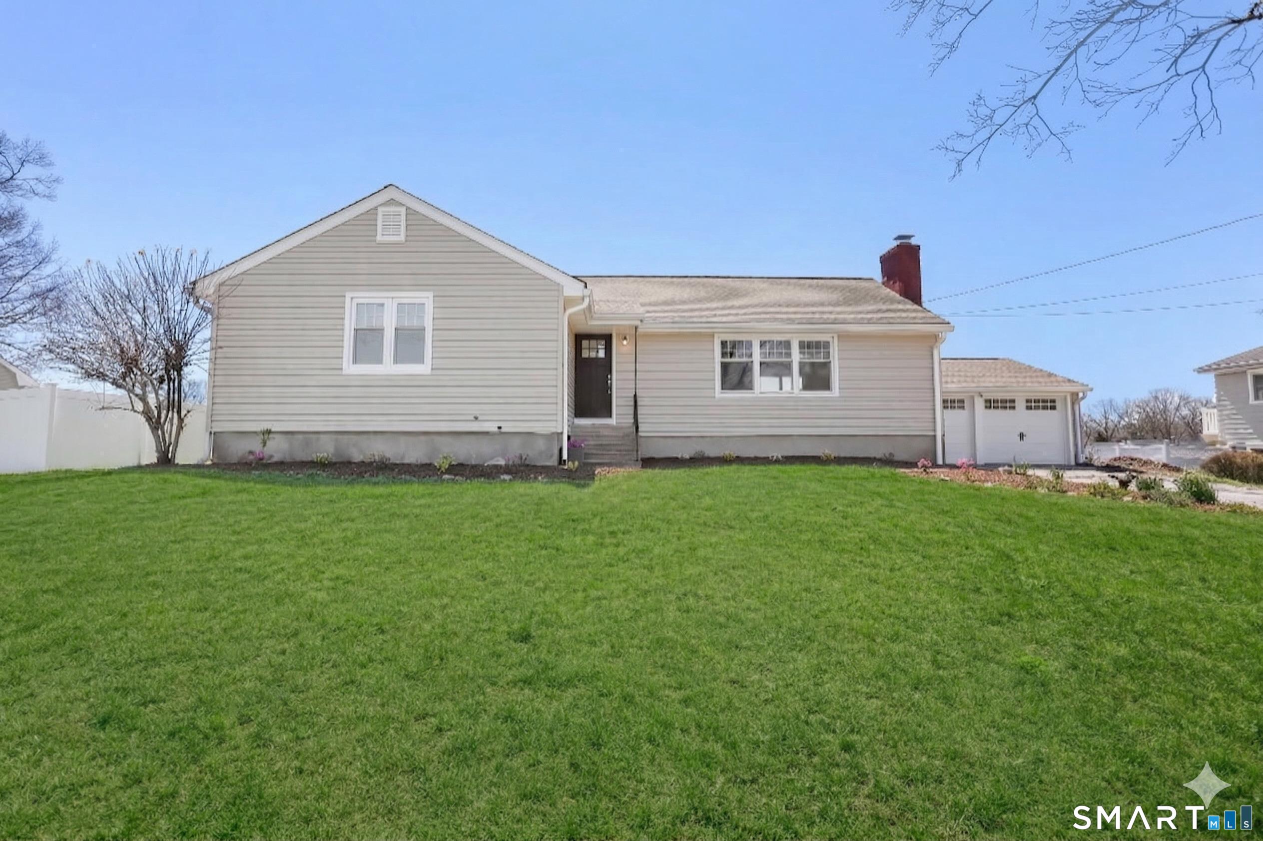 195 Post Oak Road Stratford, CT 06614 - Photo 1 of 32