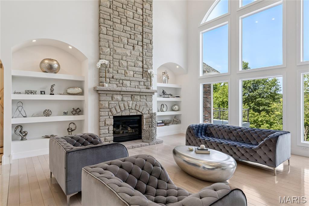 1515 Topping Road St. Louis, MO 63131 - Photo 13 of 70